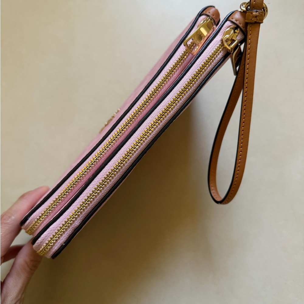Coach double zip wristlet - Picture 4 of 7